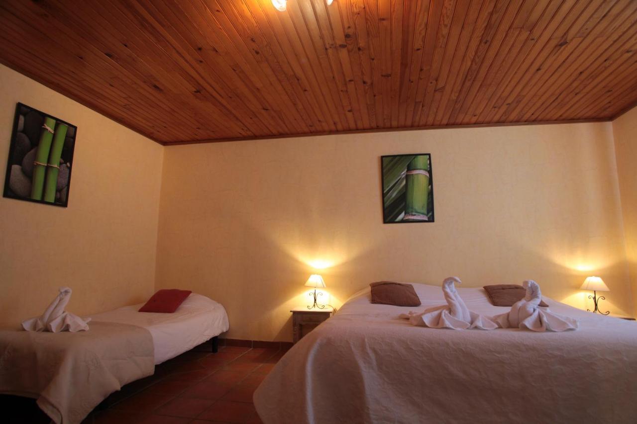 Logis Hotel Le Pressoir Saint-Chinian Eksteriør billede